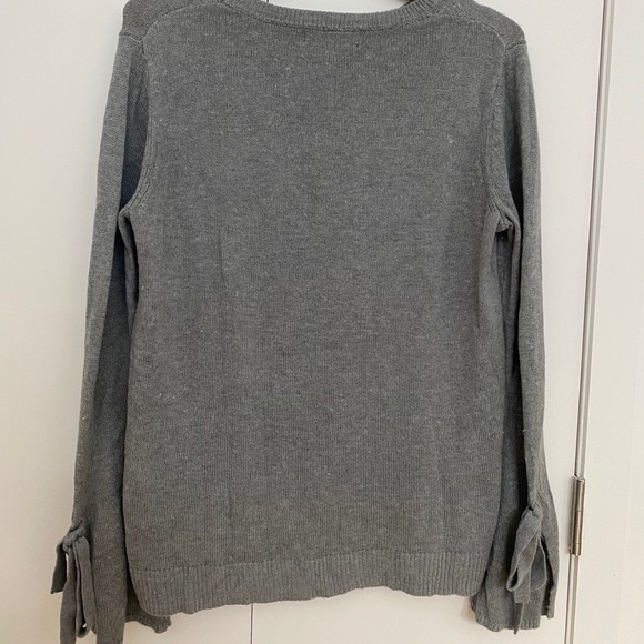 Grey tie sleeve sweater - Picture 3 of 4